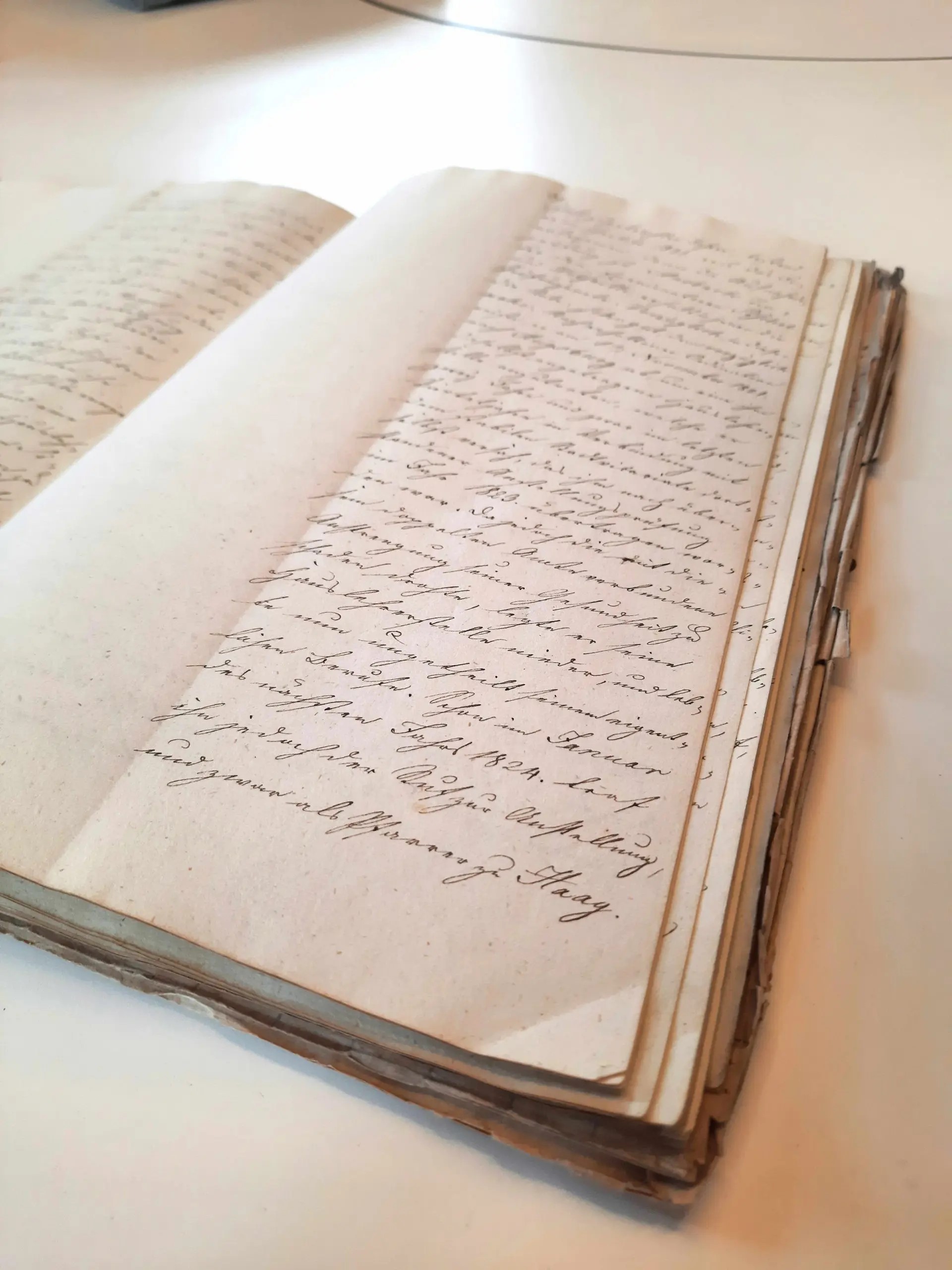 Foto einer handschriftlichen Pfarrbeschreibung