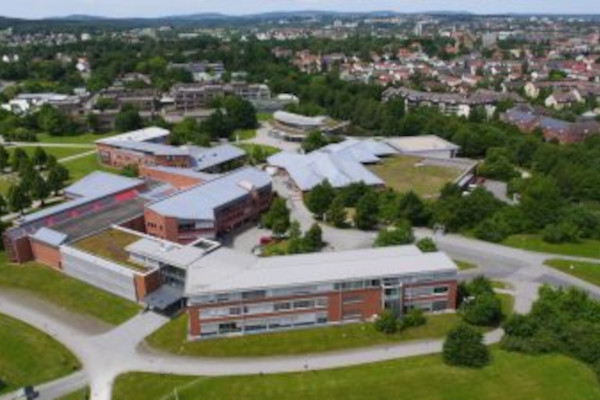 Universitätscampus Bayreuth, Gebäude GW II